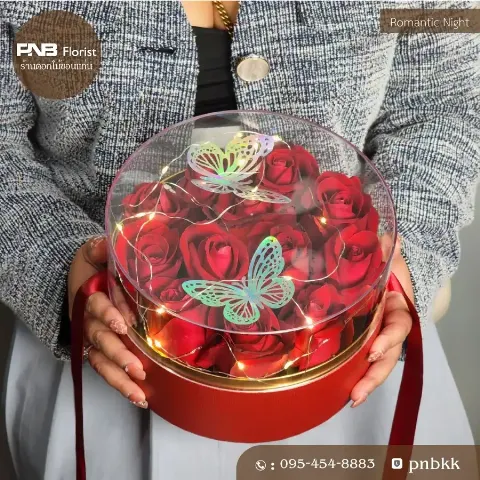 กล่องกุหลาบแดงทรงกลมสีดำ มีไฟ LED ประดับ สวยหรู โรแมนติก ขอนแก่น