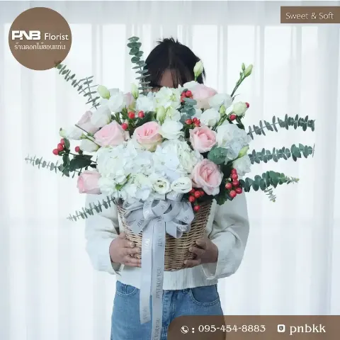 กระเช้าดอกไม้ช่อใหญ่ สไตล์เกาหลี ริบบิ้นสีเทา หรูหรา ของขวัญครบรอบ ขอนแก่น